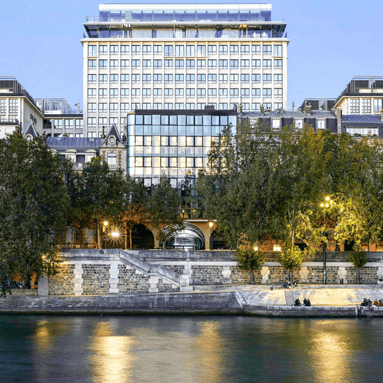 <p>Hôtel SO/Paris,</p><p>Paris IV</p>
